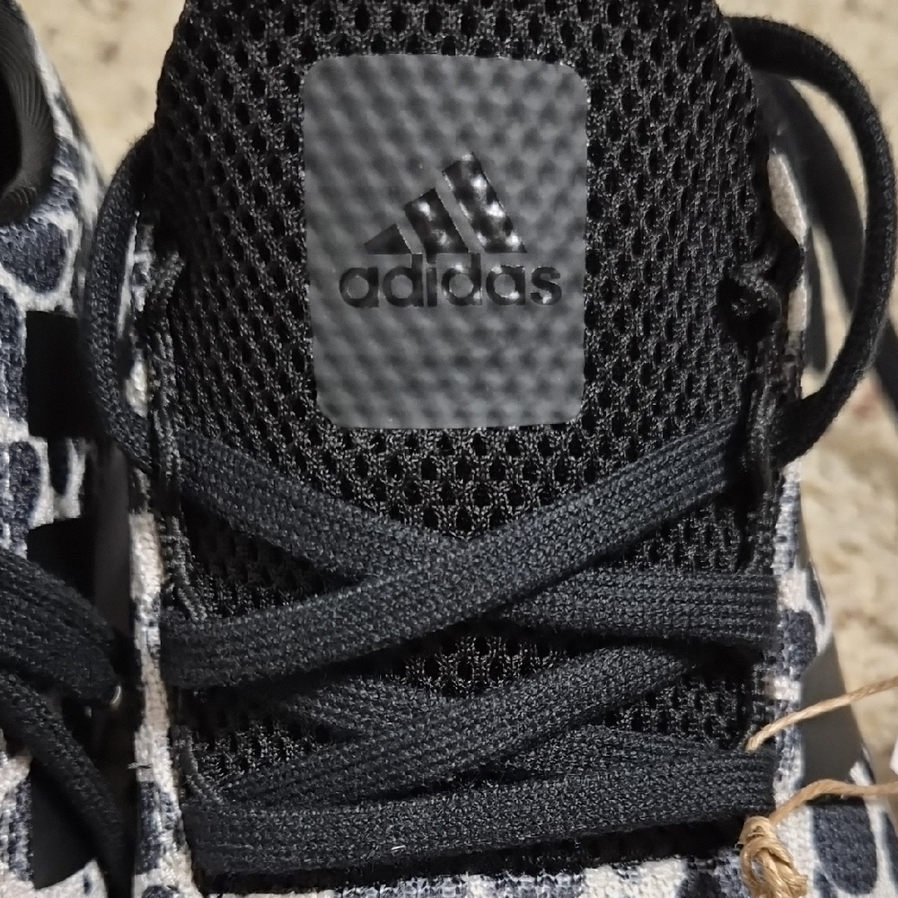 Adidas Black and Grey Patterned Swift Run 1.0 Sneakers Size 7 NWT - Picture 5 of 14